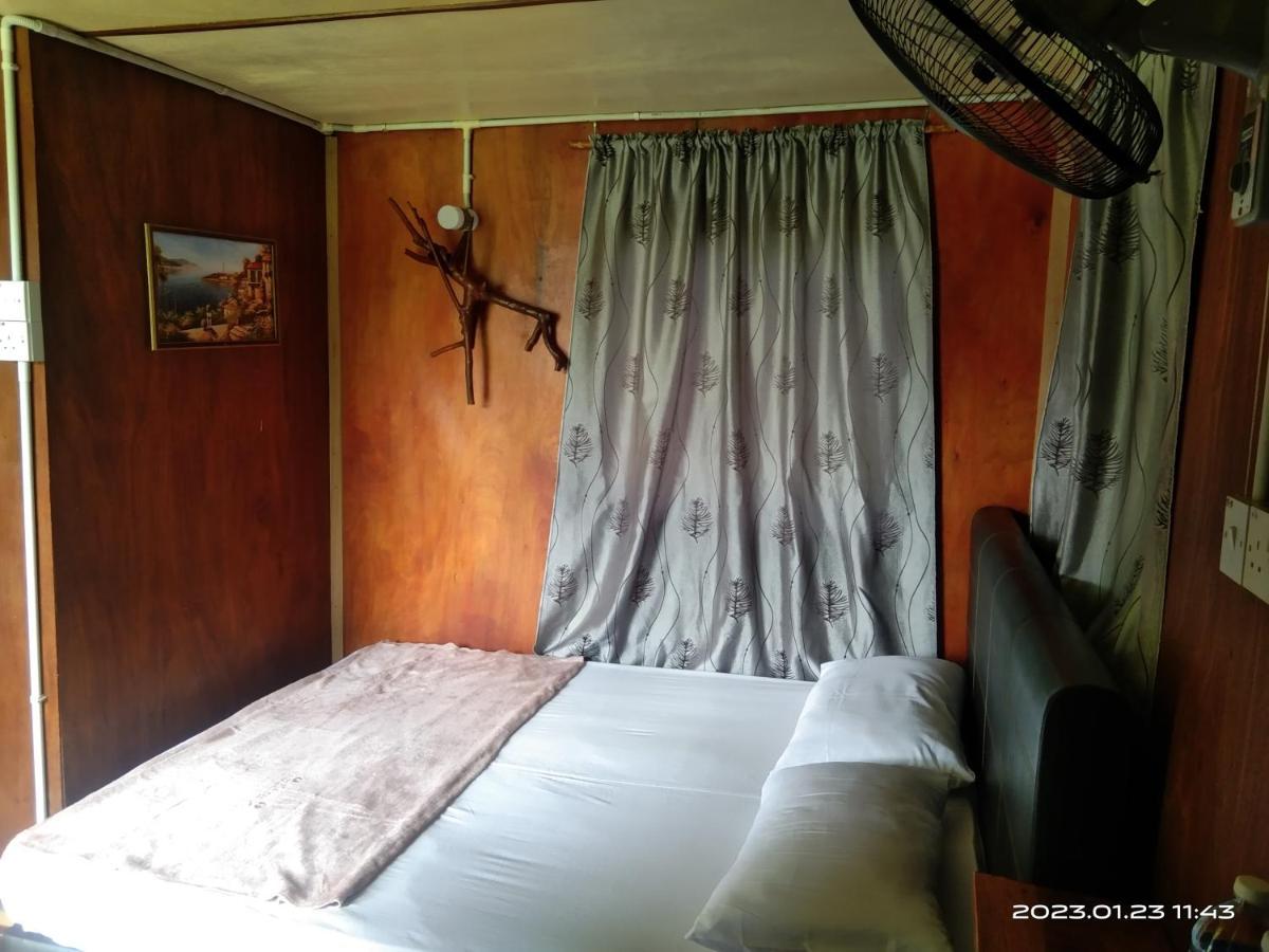 Tammoyo Place Кудат Екстер'єр фото
